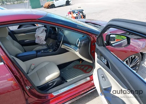 2017 Nissan Maxima 3.5 Sv из США, поврежденный, VIN 1N4AA6APOHC411463